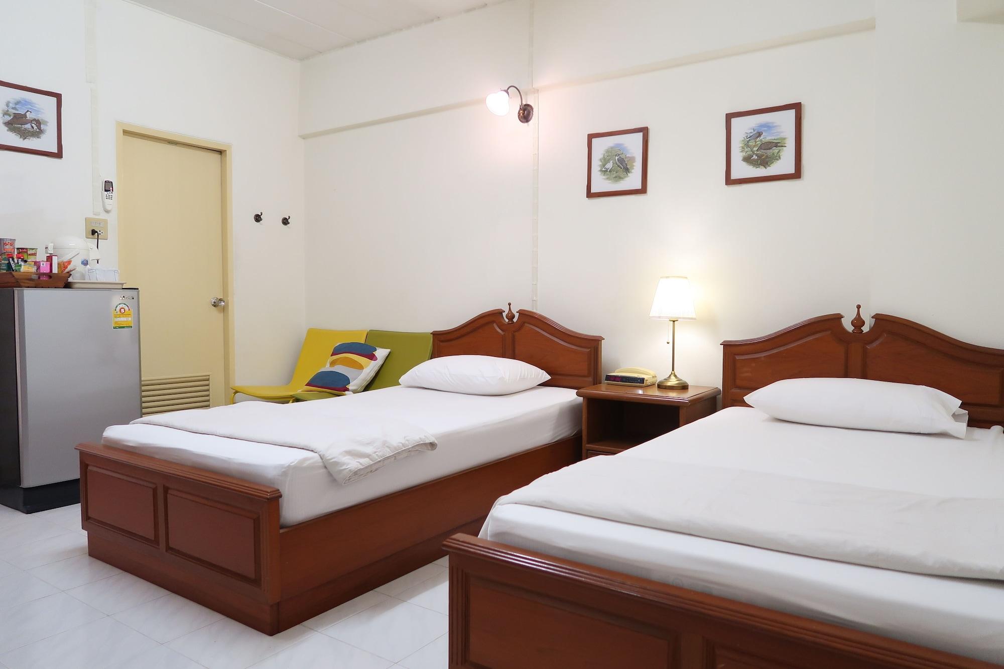Phawana Sweet Hotel Bangkok Esterno foto