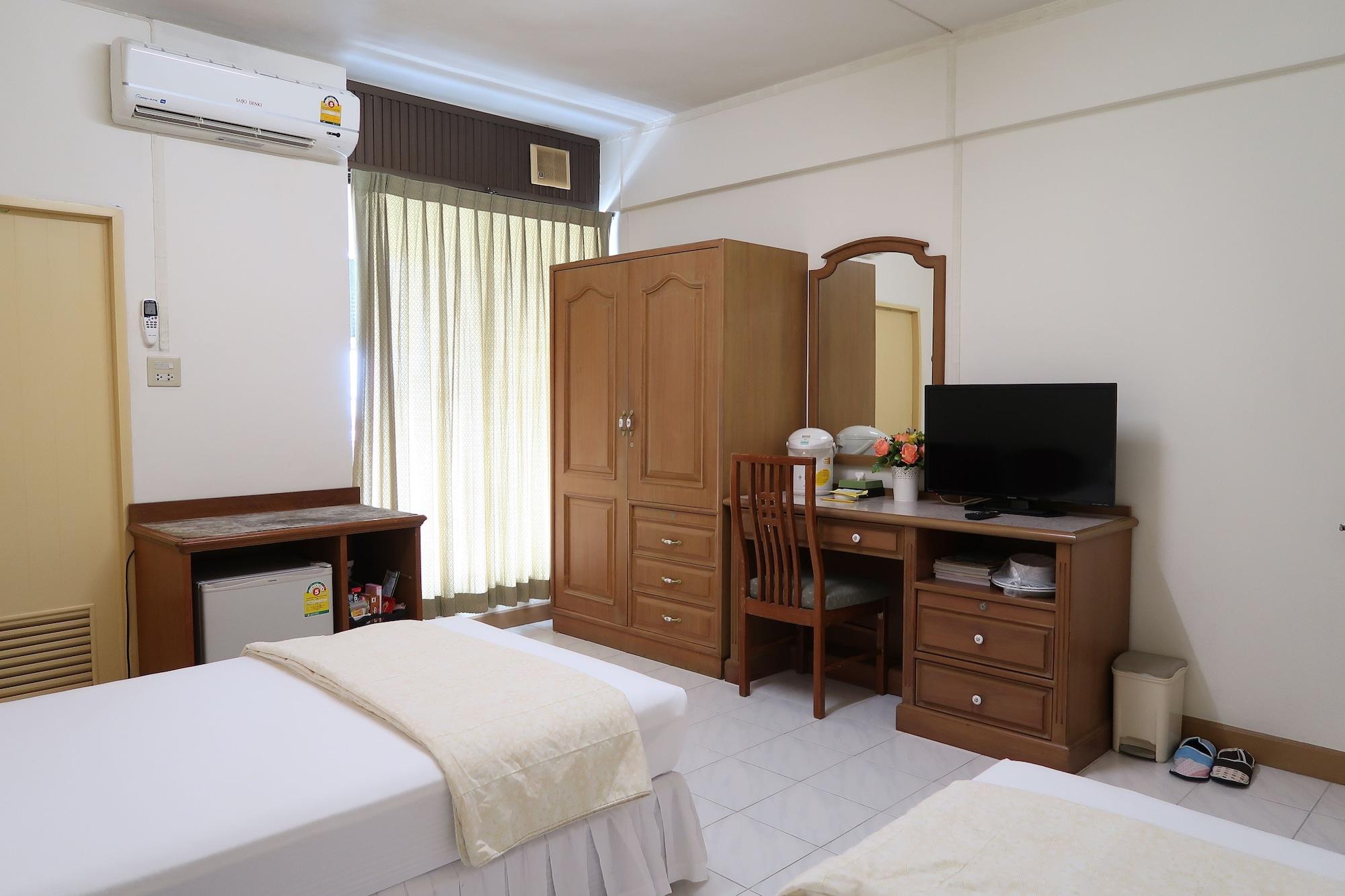 Phawana Sweet Hotel Bangkok Esterno foto