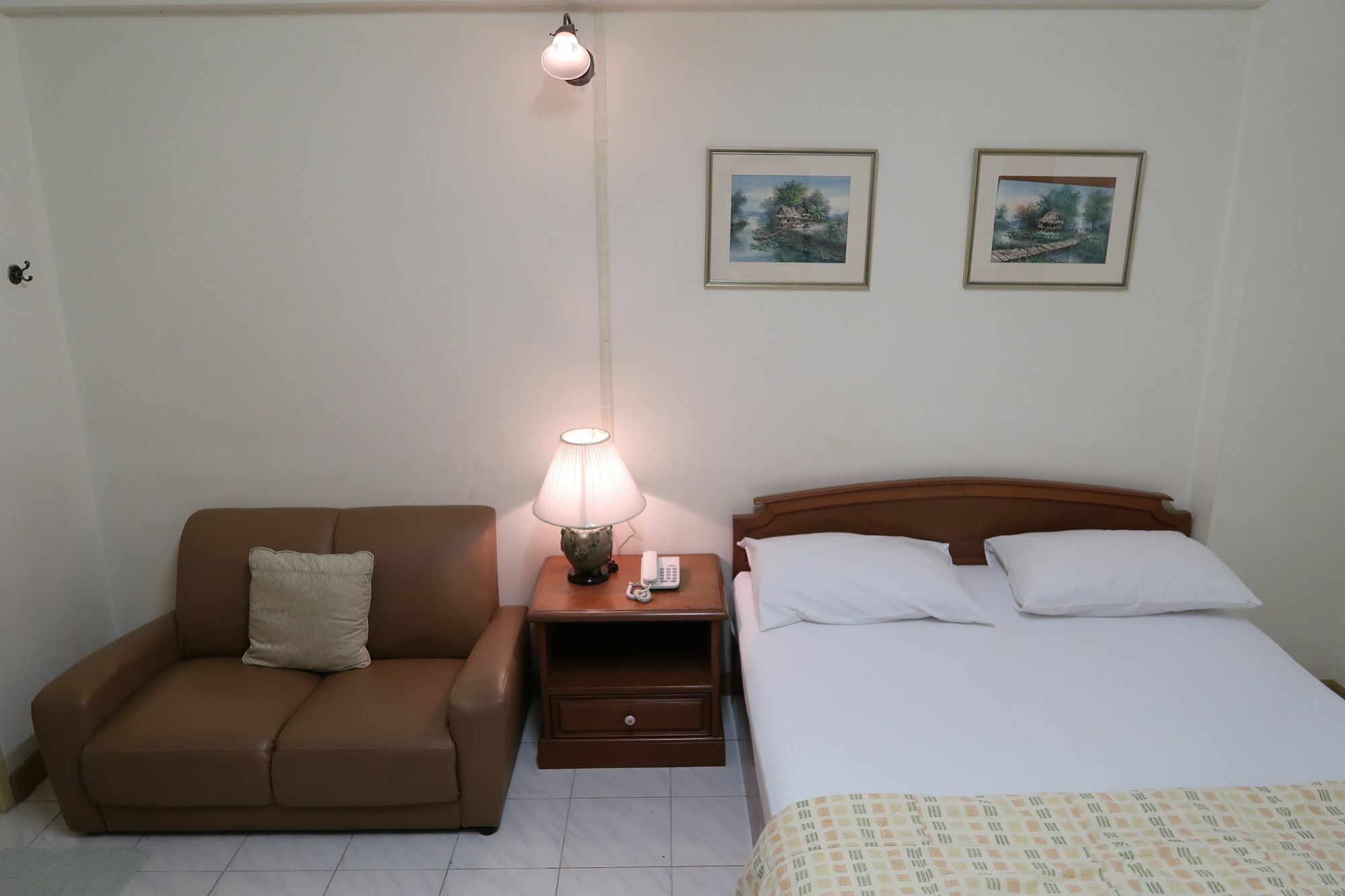 Phawana Sweet Hotel Bangkok Esterno foto