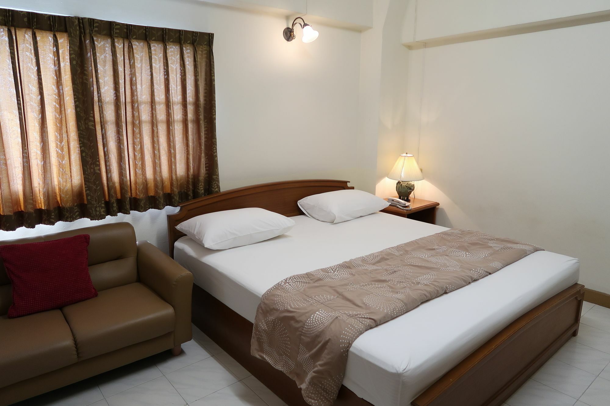 Phawana Sweet Hotel Bangkok Esterno foto