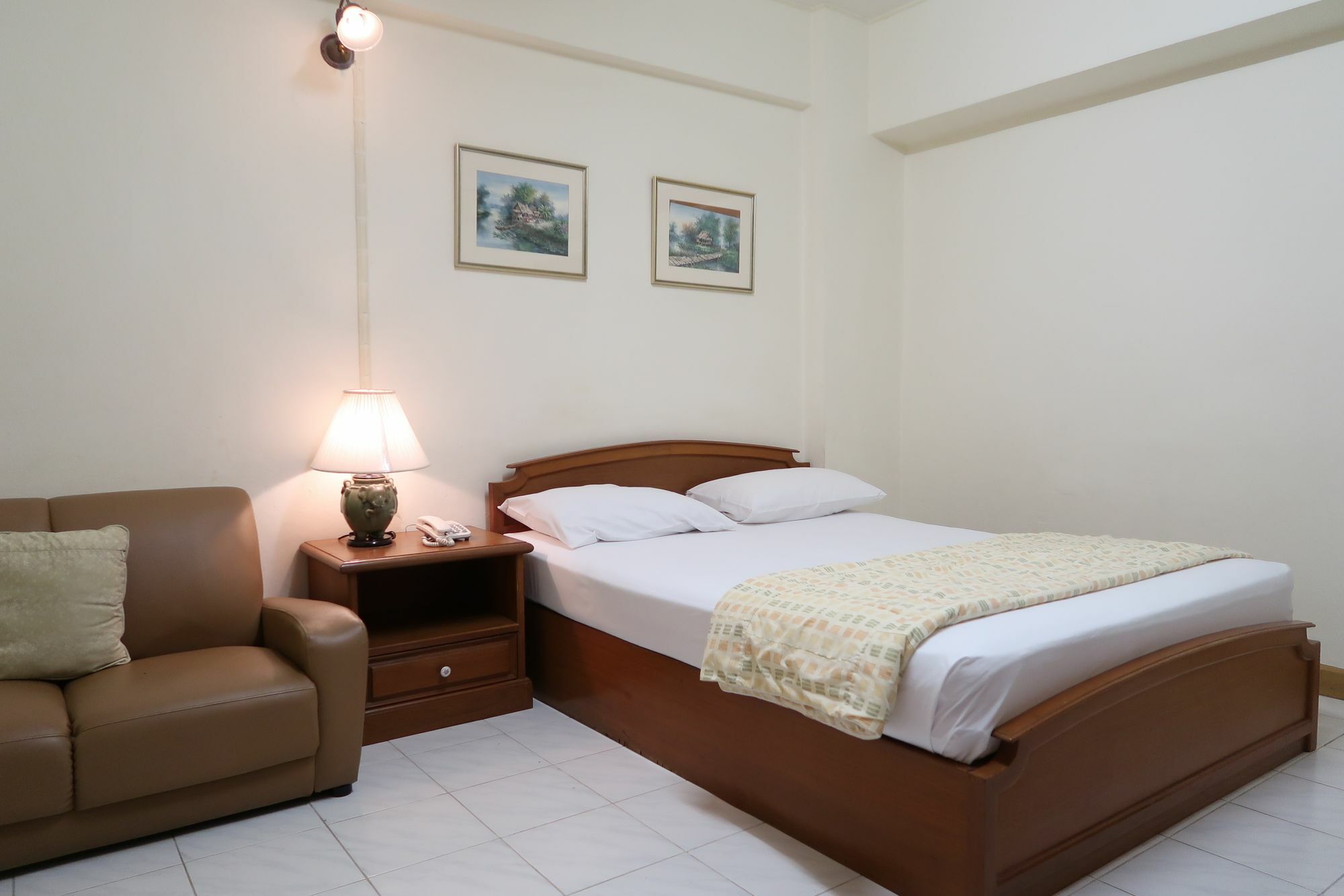Phawana Sweet Hotel Bangkok Esterno foto
